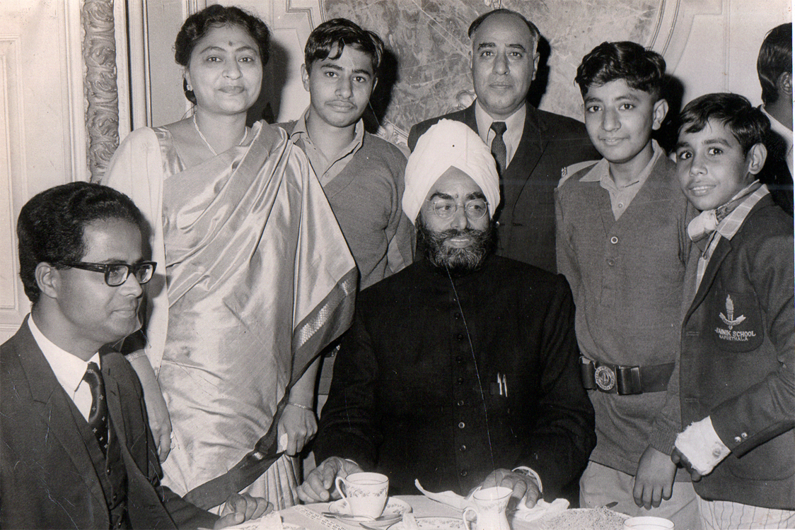 Visit of Shri Giani Zail Singh Hon'ble Former Chief Minister Punjab to SS Kapurthala